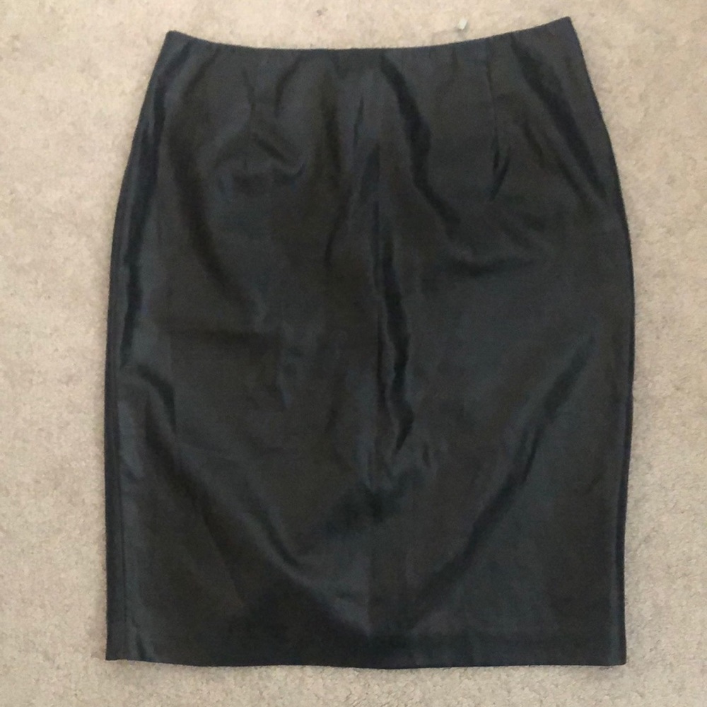 HOT LEATHER PENCIL SKIRT SIZE L GRACIA